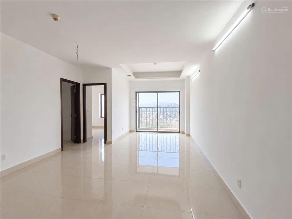 Bán căn góc chung cư ph nam nha trang giá cực tốt chỉ 2,3 tỷ sổ sẵn sang tên ngay