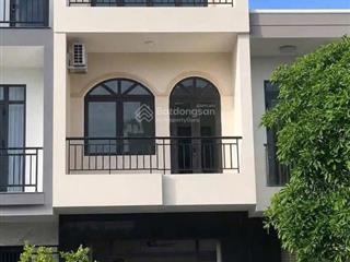 Bán nhà kđt hà quang 2 nha trang sổ sẵn sang tên có dòng tiền 20tr/tháng giá đầu tư