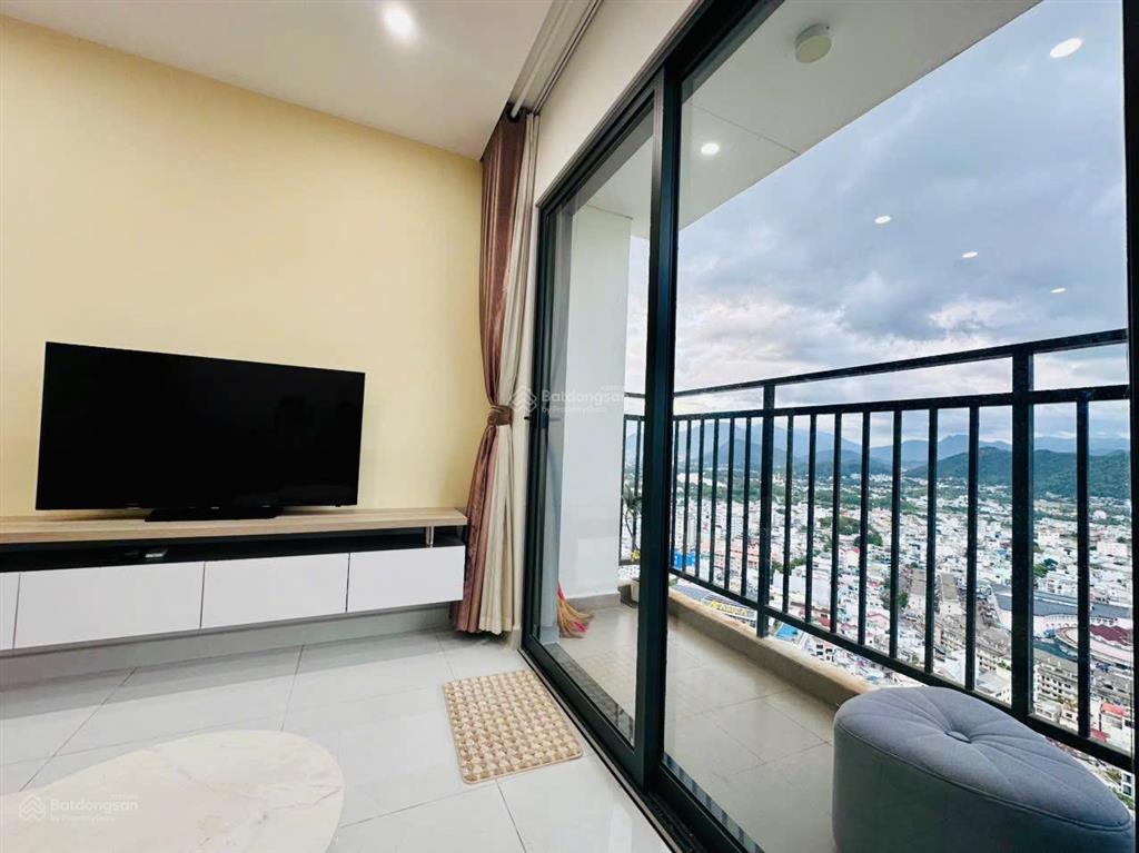 3,85 tỷ sở hữu căn hộ biển dquà nha trang view biển, núi, thành phố dòng tiền tốt đến 240tr/năm