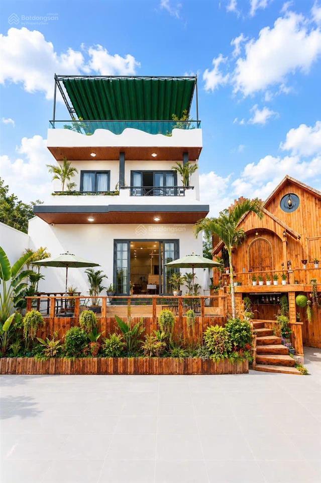 Villa đồi 307m2 view biển, ngắm pháo hoa bắc nha trang giá bán nhanh 20tỷ
