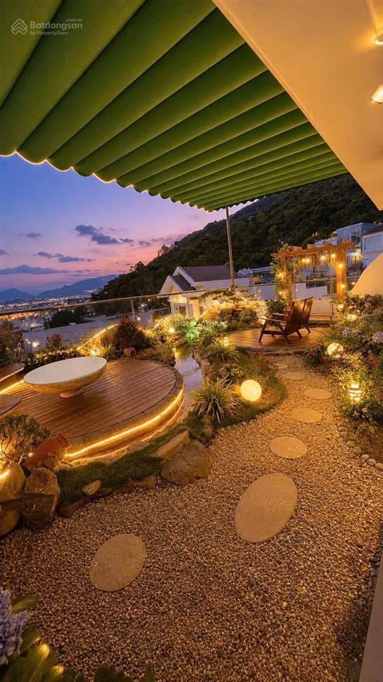 Villa đồi 307m2 view biển, ngắm pháo hoa bắc nha trang giá bán nhanh 20tỷ