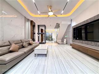 Bán nhà mỹ gia gói 5 thái hưng nha trang có thang máy sẵn dòng tiền 35tr/tháng