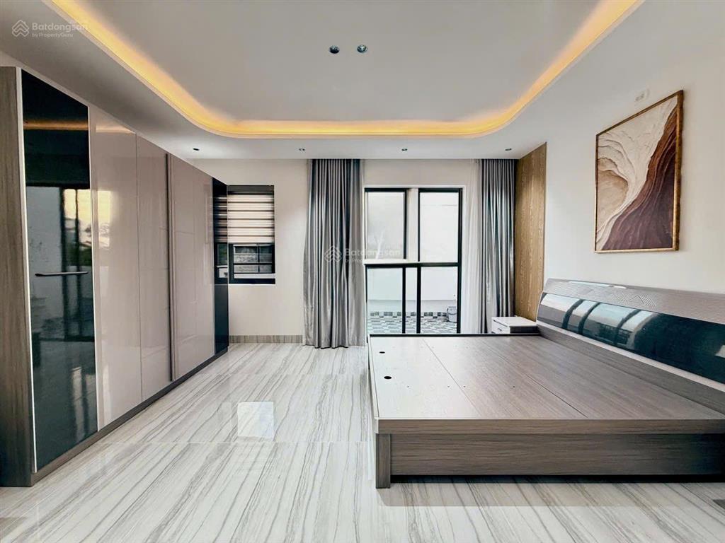 Bán nhà mỹ gia gói 5 thái hưng nha trang có thang máy sẵn dòng tiền 35tr/tháng