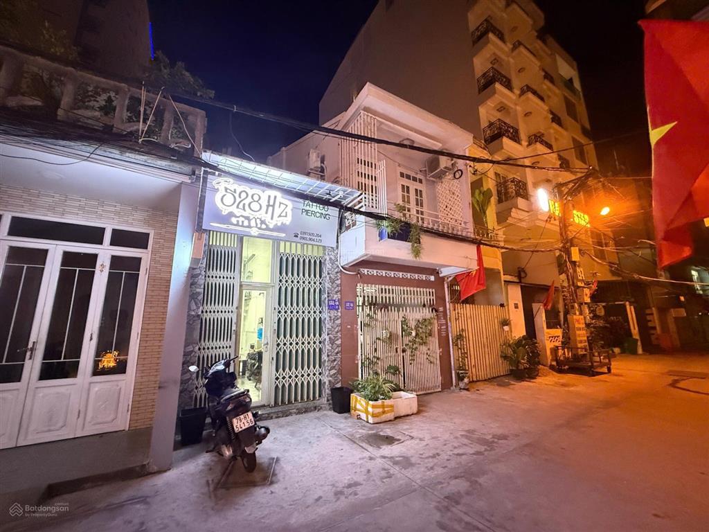 Bán nhà mặt tiền hùng vương, lộc thọ, nha trang giá chỉ 140tr/m