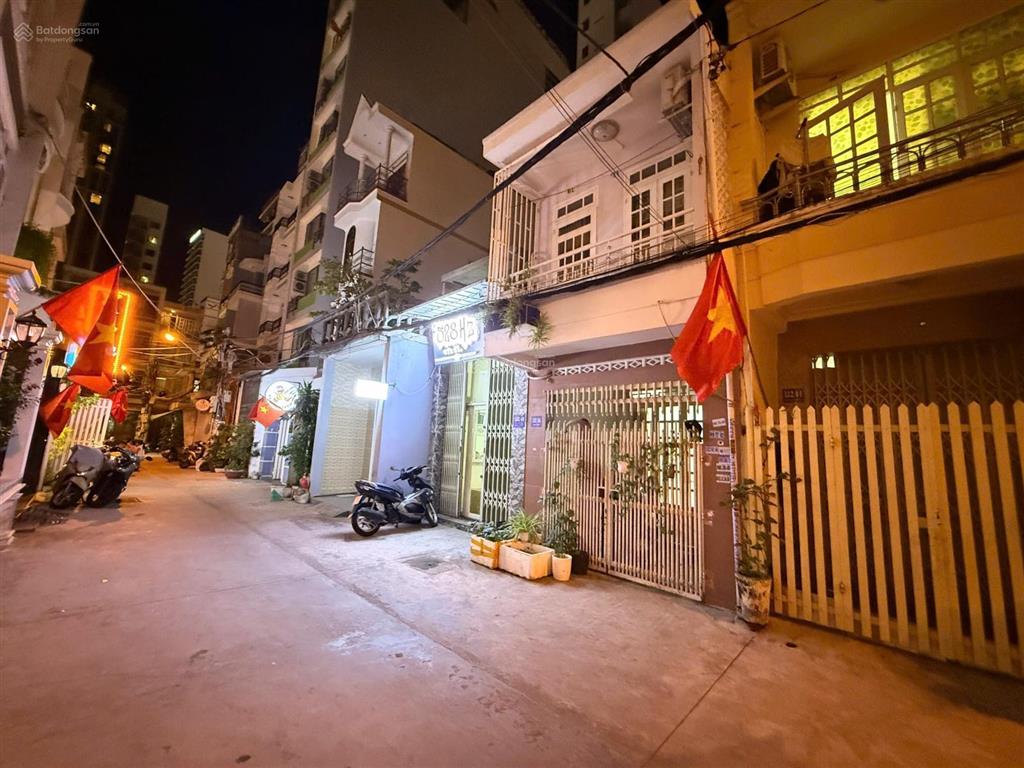 Bán nhà mặt tiền hùng vương, lộc thọ, nha trang giá chỉ 140tr/m