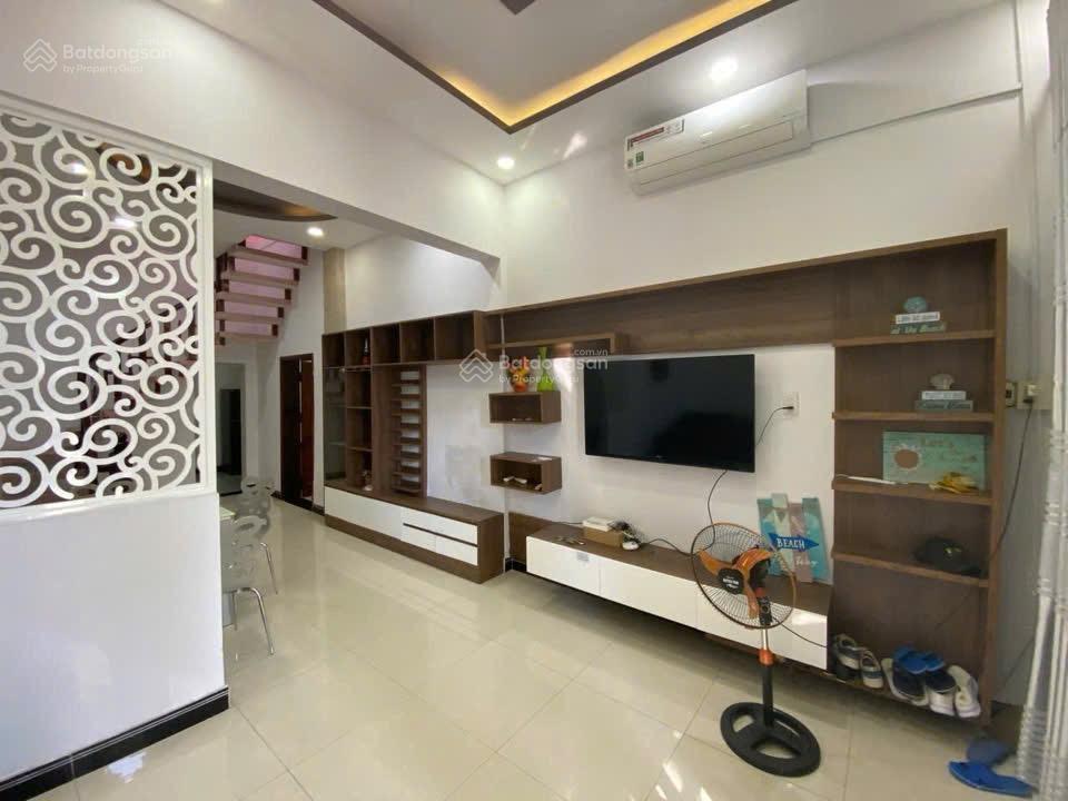 Bán nhà 2 tầng mê đúc mặt tiền trần phú nha trang gần bv vinmec chỉ 8,5 tỷ