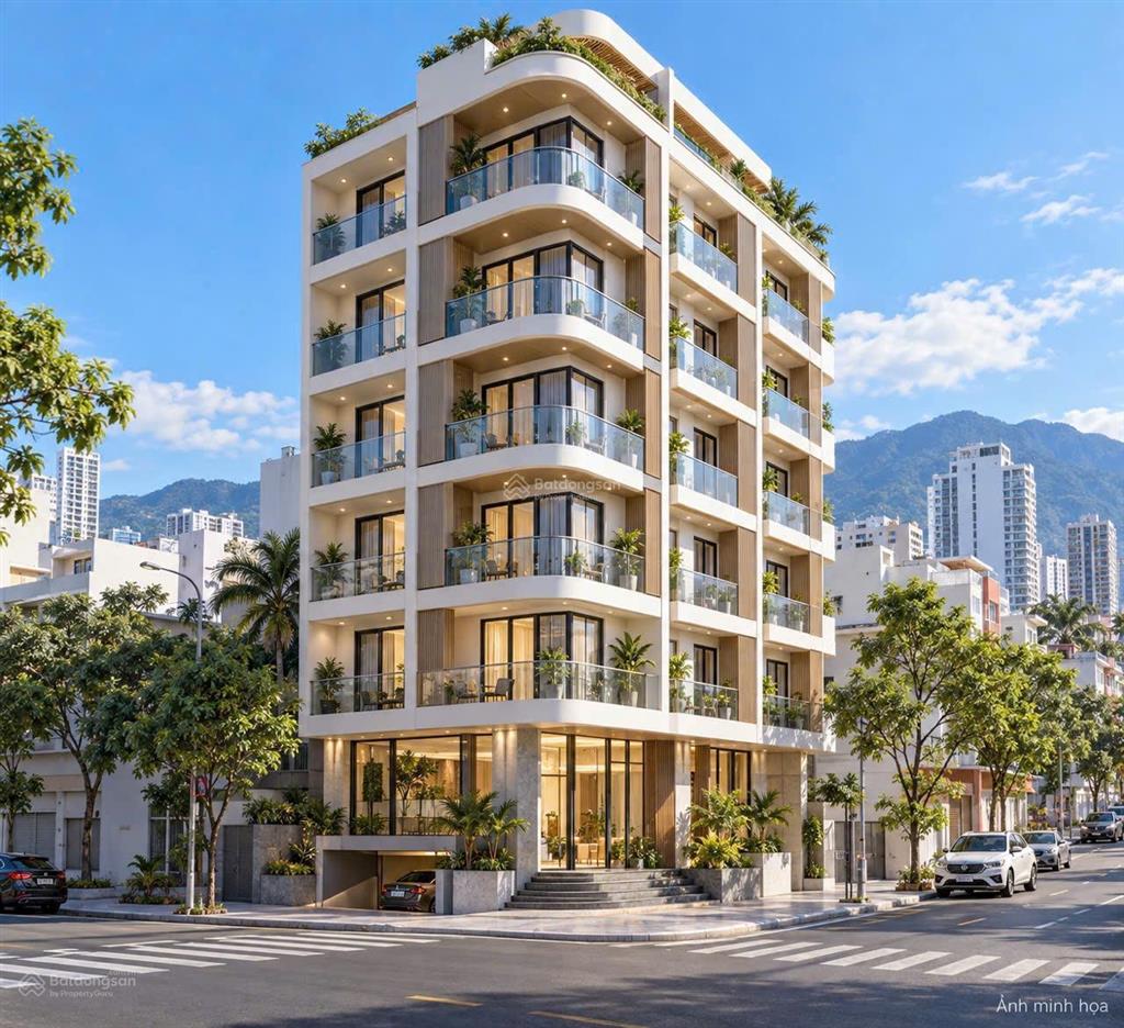 Bán tòa 28 căn hộ ngay biển trung tâm nha trang dòng tiền tốt