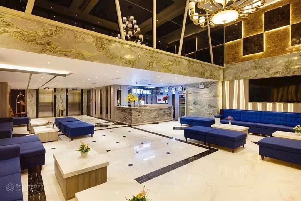 Bán khách sạn 20 tầng 85 phòng mặt tiền trần phú, nha trang trực diện biển chỉ 170 tỷ