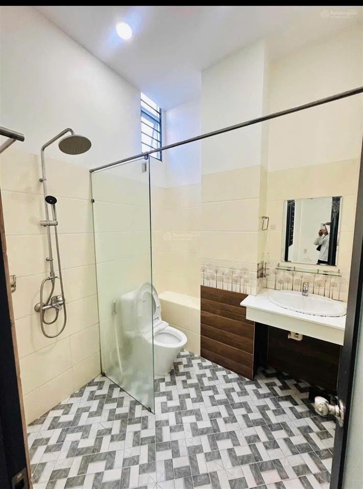 Bán nhà phố 3 tầng mặt tiền lam sơn, trung tâm nha trang 9 tỷ
