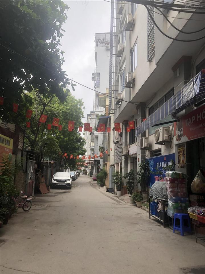 Bán gấp, rất gấp! nhà cầu diễn  văn tiến dũng, ô tô vào, kinh doanh, ngõ thông tứ tung