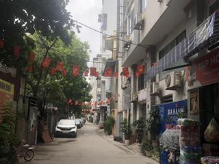 Bán gấp, rất gấp! nhà cầu diễnvăn tiến dũng, ô tô vào, kinh doanh, ngõ thông tứ tung