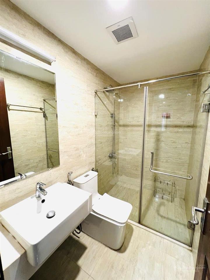Bán gấp căn hộ 92m2, 2pn, 2wc tại chung cư oriental westlake,