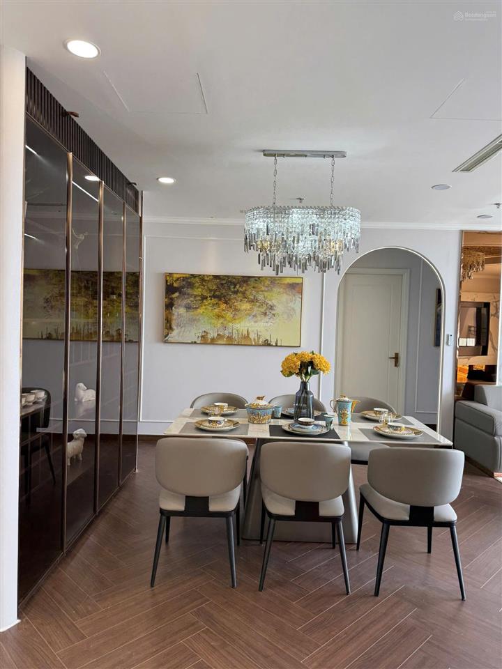 Bán căn hộ 4pn siêu rộng vinhomes central park  sổ sẵn  view sông/bitexco đắt giá  giá tốt năm