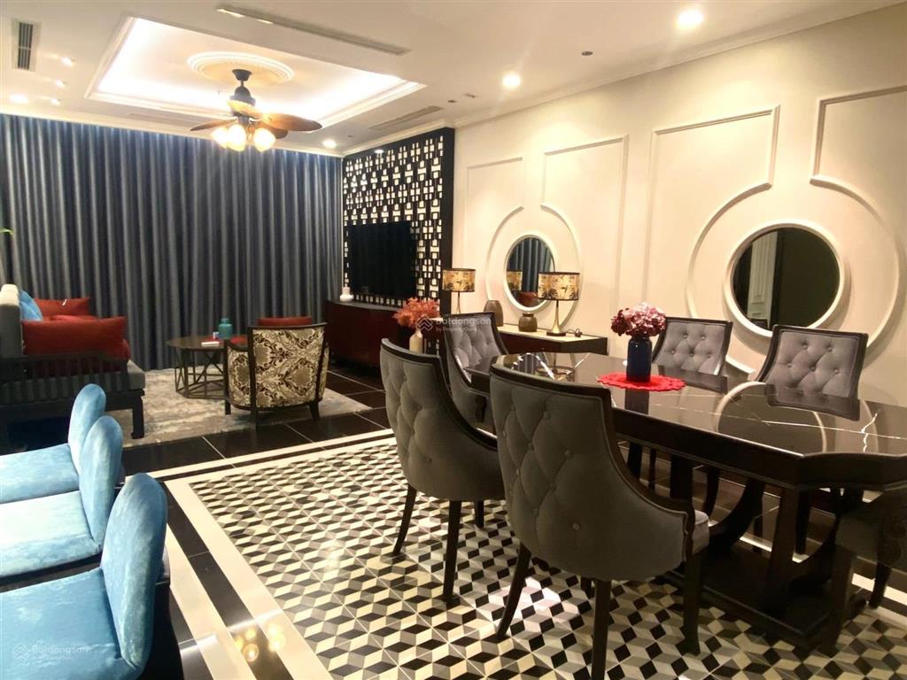 Siêu phẩm 3pn, dt 126m²  full nội thất indochine mới 100%  view công viên & landmark 81 cực đỉnh