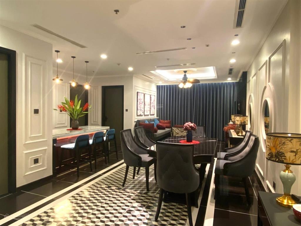 Siêu phẩm 3pn, dt 126m²  full nội thất indochine mới 100%  view công viên & landmark 81 cực đỉnh