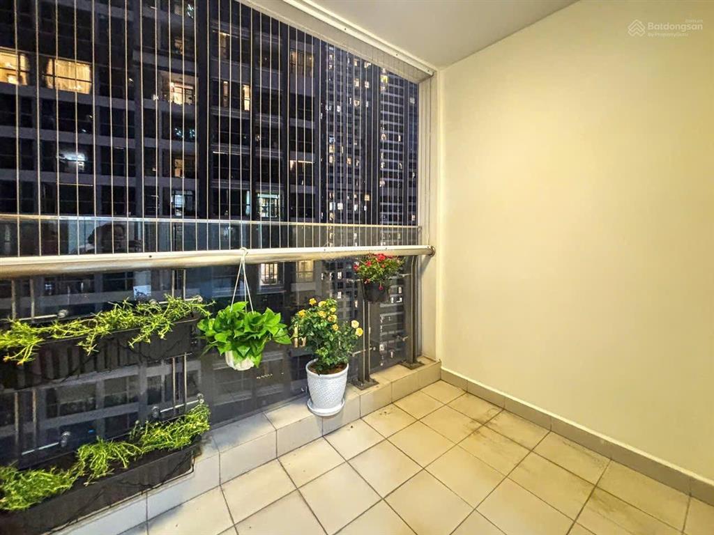 Chốt ngay giảm sốc 500 triệu, căn 3pn view sông park 2, vinhomes central park,  0922 565 ***
