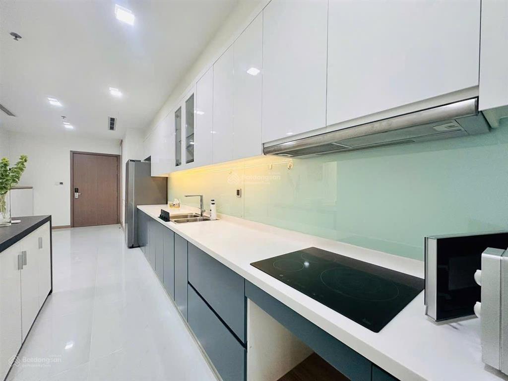 Chốt ngay giảm sốc 500 triệu, căn 3pn view sông park 2, vinhomes central park,  0922 565 ***