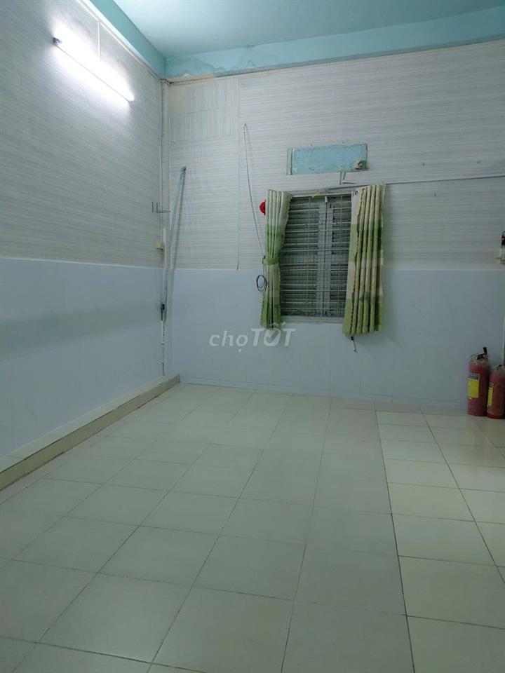 🏠 CHO THUÊ CĂN HỘ ~36M² – ĐƯỜNG LÝ THƯỜNG KIỆT, TP.HCM