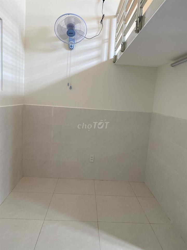 PHÒNG TRỌ MỚI ĐẸP KHU B LÀNG ĐẠI HỌC NHÀ BÈ