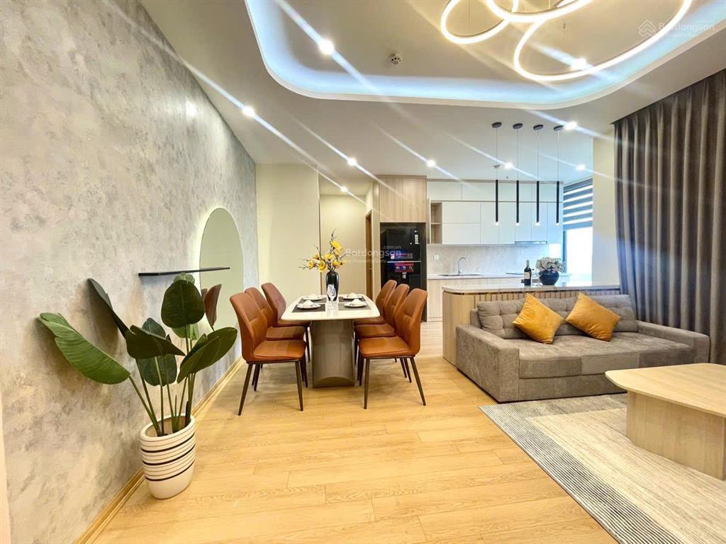 Cần cho thuê căn hộ 70m22pn2vs,full nt chung cư tháp thiên nhiên kỷ hà đông giá 13tr/o975645309