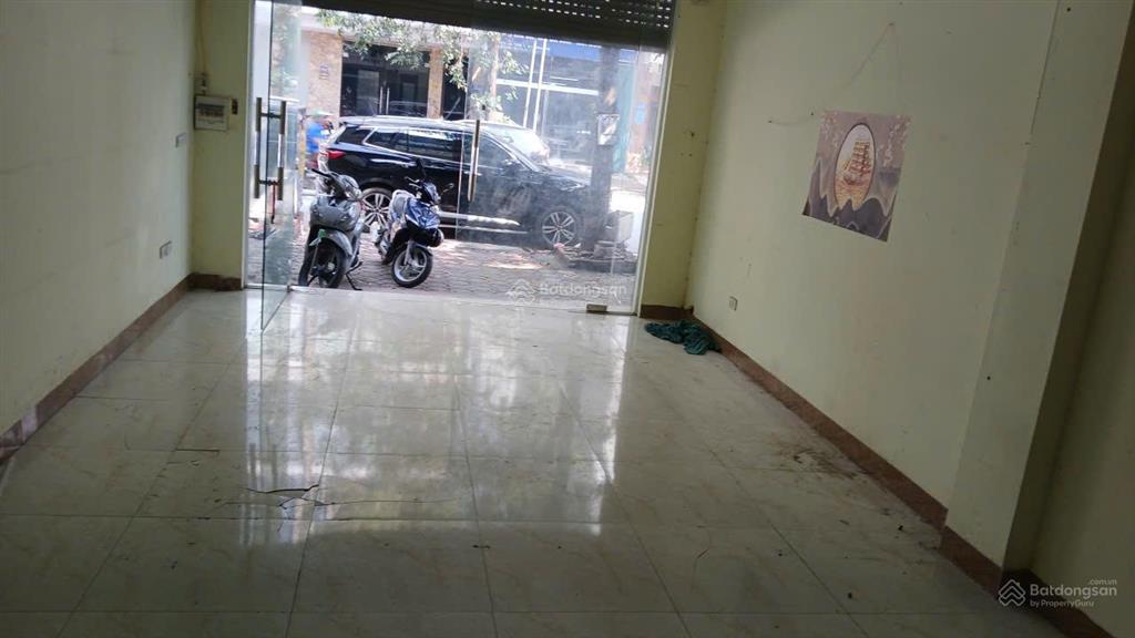 Cho thuê nhà 2 tầng  vạn phúc, hà đông  vào ở được luôn
