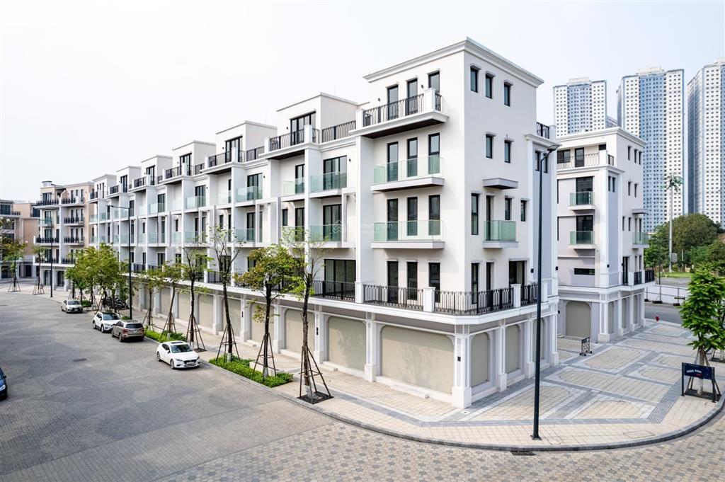 Cần bán nhà, vị trí đẹp hiếm có, đã hoàn thiện có thang máy, kđt the manor central park nguyễn xiển