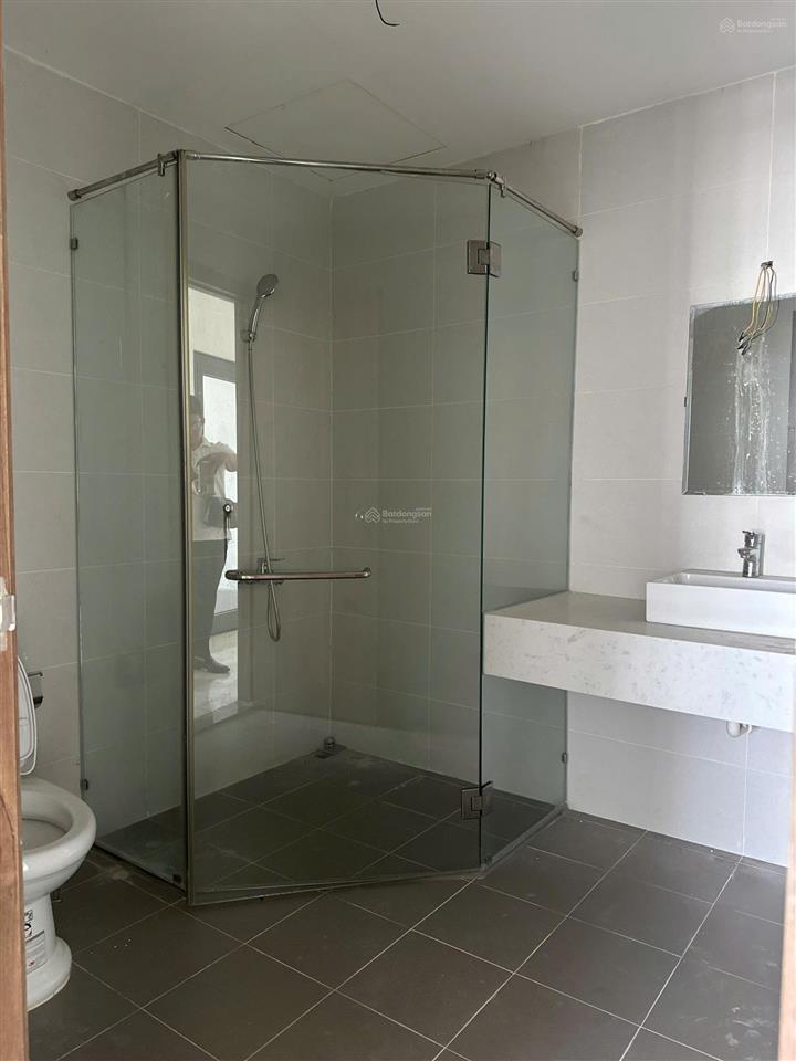 Bán cc 3pn, 2wc ở goldora plaza, 7 tỷ, 153m2 giá siêu hời
