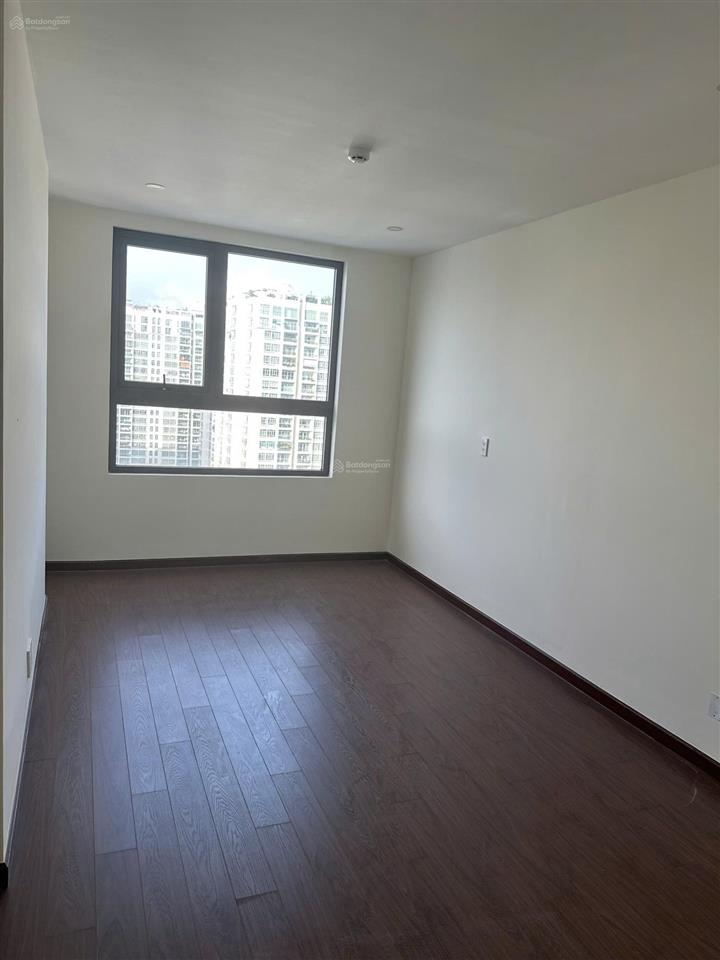 Bán cc 3pn, 2wc ở goldora plaza, 7 tỷ, 153m2 giá siêu hời