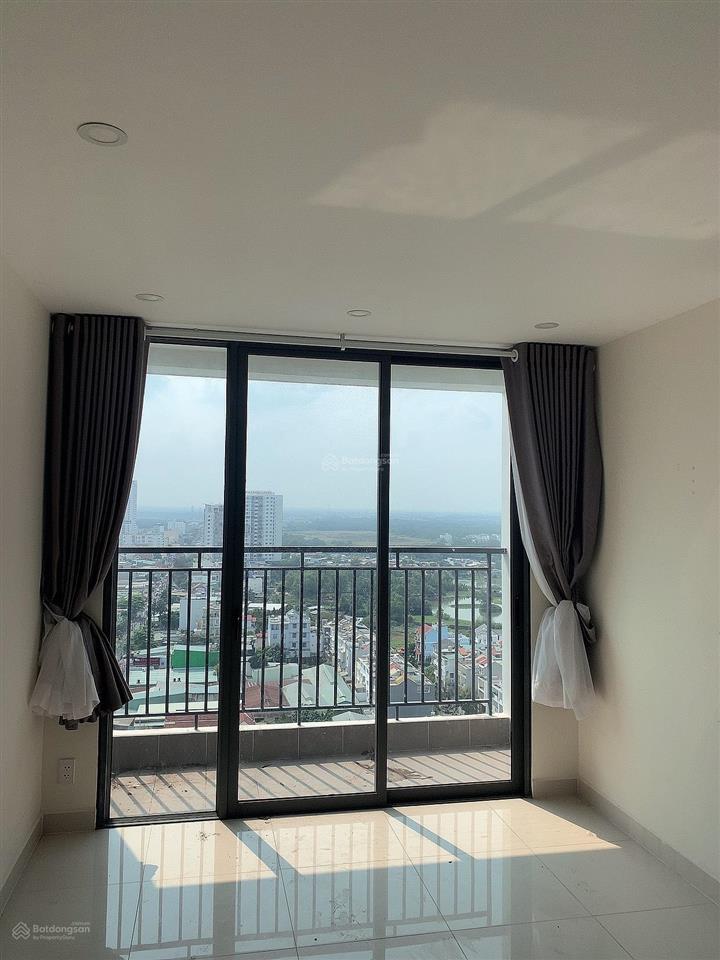 Bán căn hộ cc goldora plaza, 4,2 tỷ, 74m2, 3pn, 2wc