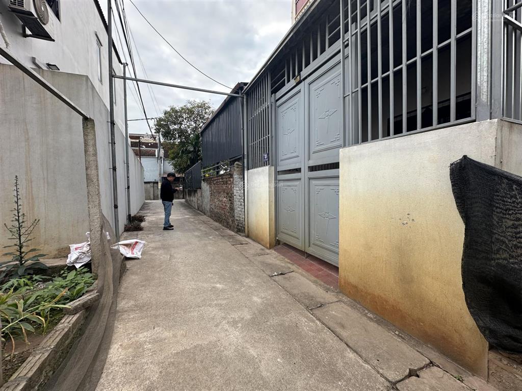 Chính chủ bán nhà 1 tầng có 2 mặt thoáng gần chợ vĩnh lộc, thường tín. ô tô đỗ cửa. nhỉnh 3 tỷ.sdcc