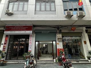 Chính chủ bán nhà 3,5 tầng, 40m2, full nội thất tại liên phương, thường tín. đường ô tô, nhỉnh 2 tỷ