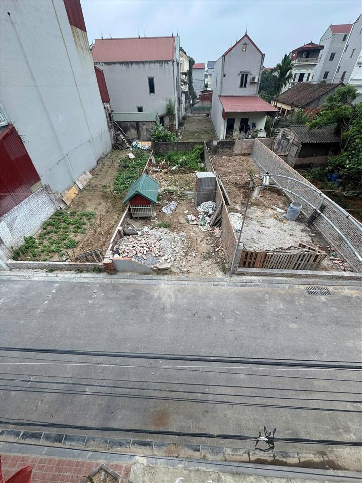 Bán đất thôn đồng, nguyên khê  ô tô tránh nhau  sát dự án bca  2 mặt thoáng