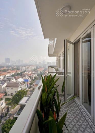 Bán ch grand view 118m2 view quận 1, giá chỉ 10 tỷ  lầu cao  vị trí đẹp  sổ sẵn