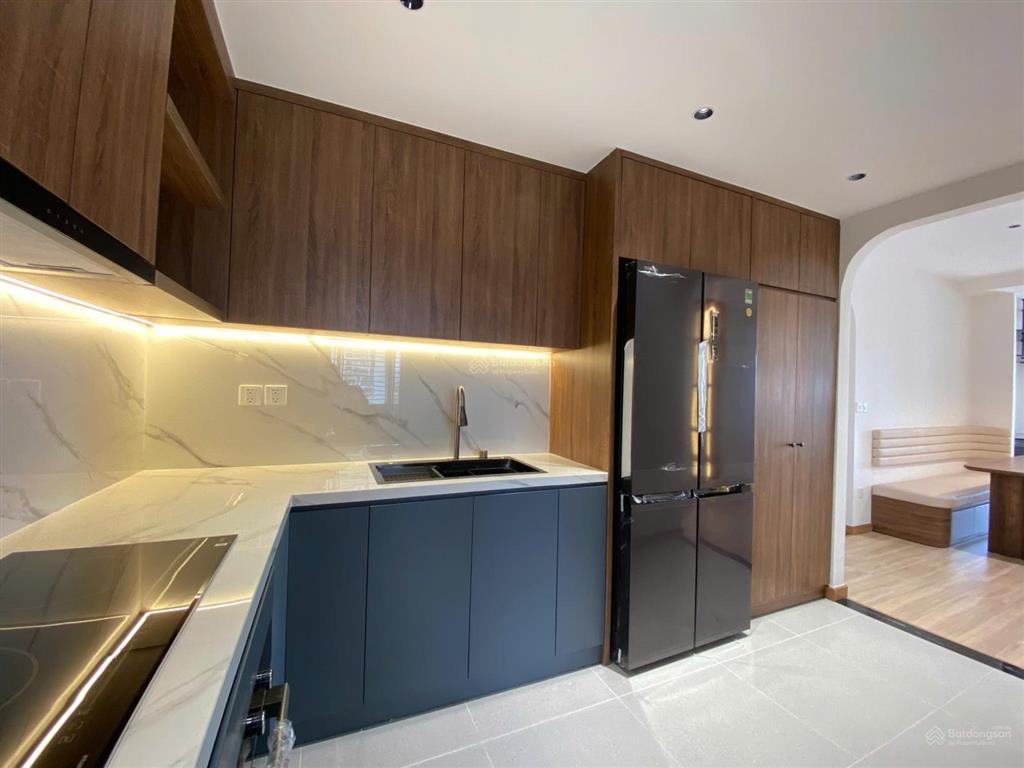 Bán nhanh ch cảnh viên2 giá chỉ 9,550 tỷ giá hời  phú mỹ hưng.  0842 111 *** em dịu