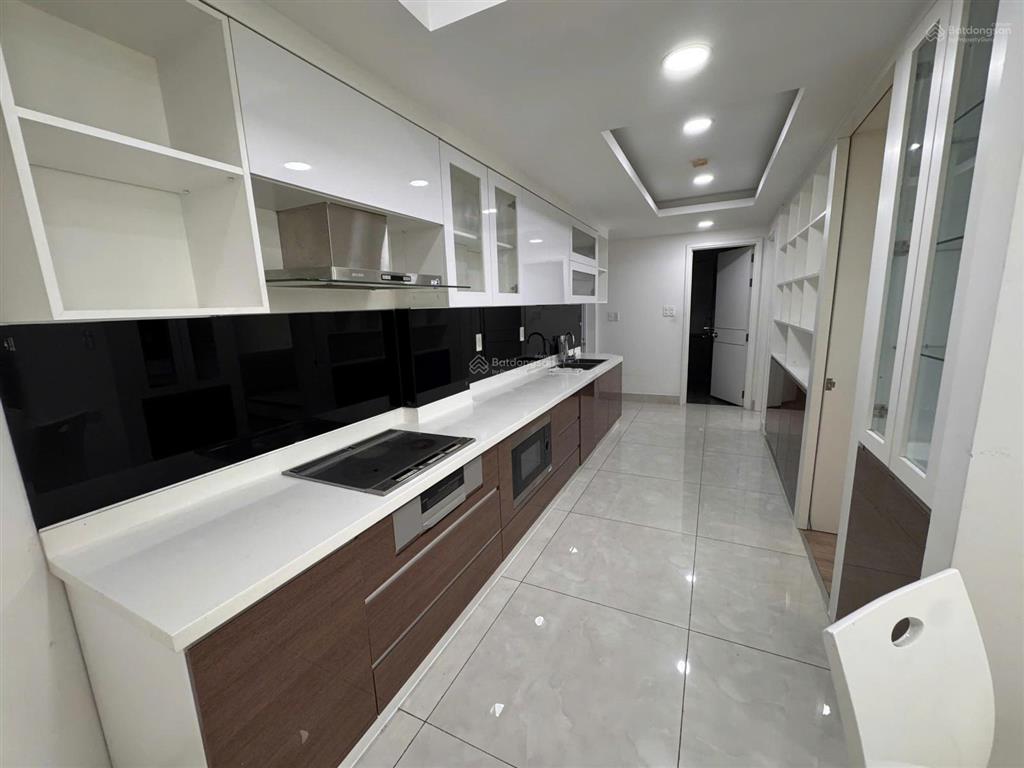 Bán gấp ch happy valley 103m2  giá hời khu 8,5 tỷ.  0842 111 *** em dịu