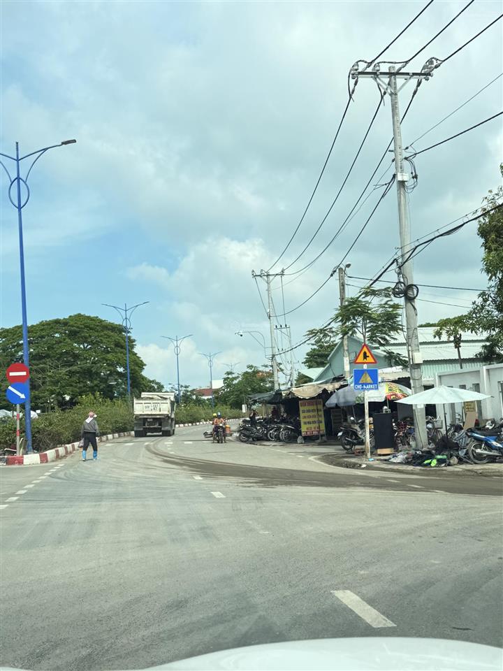 Chính chủ cần bán gấp đất mặt tiền lương văn nho đối diện chợ 150m²  9,3 tỷ