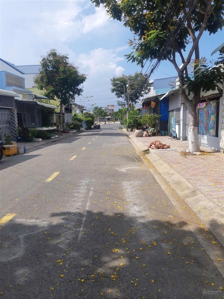 Bán nhà mặt phố tại giồng ao, 4,9 tỷ, 100m2, view đẹp