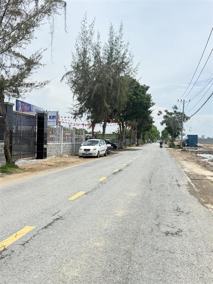 Bán đất trung tâm mặt tiền đường duyên hải ngay cổng chính vinhomes, 93 tỷ, 3000m2 full thổ cư