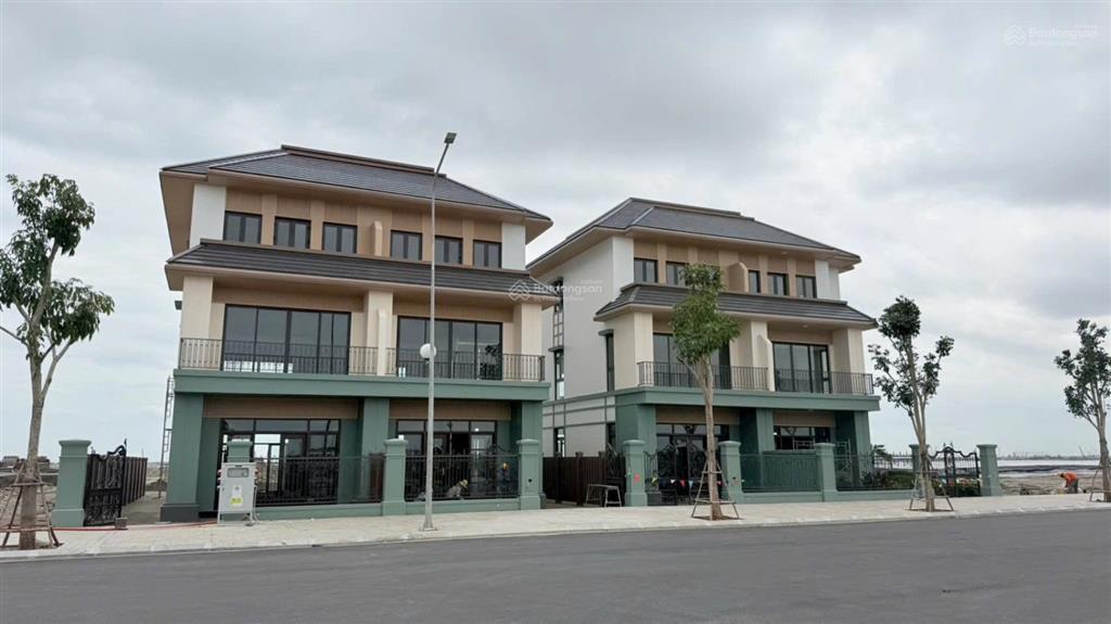Bán gấp nhà biệt thự ở vinhomes green paradise, 35 tỷ, 250m2, 4pn, 4wc
