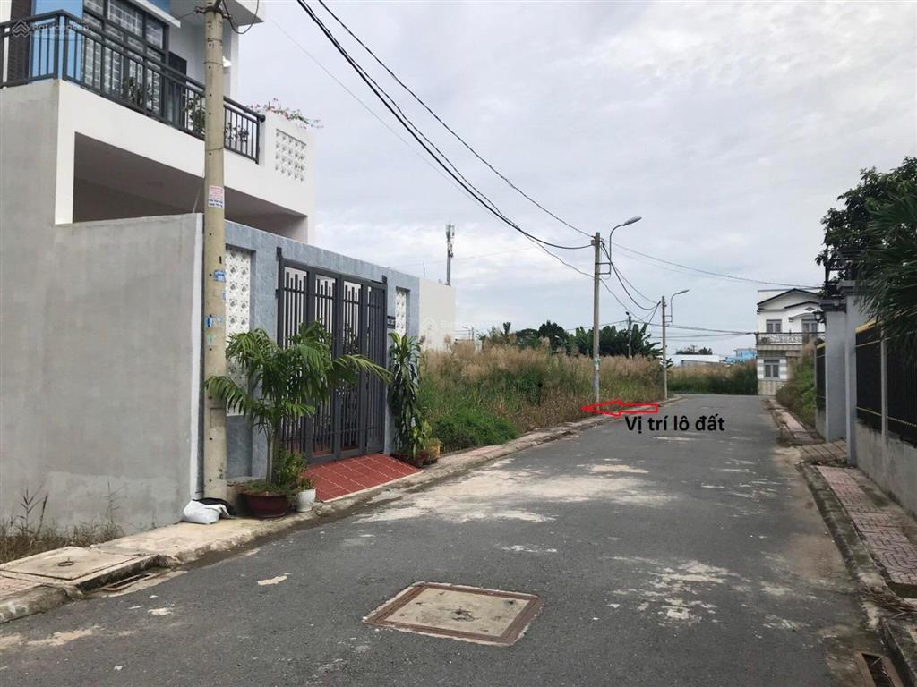 Đất đường nhựa 7m sau lung ubnd xã quy đức, bình chánh, chưa qua đầu tư