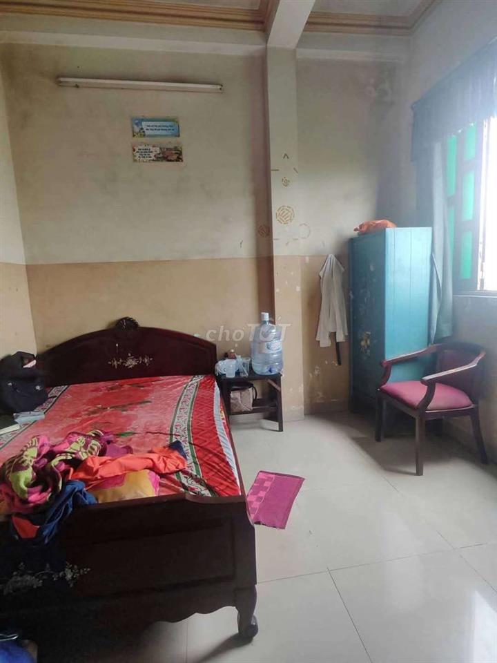 Cho thuê phòng tolet riêng,đường trường chinh,giá 1,5triệu