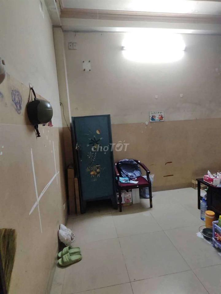 Cho thuê phòng tolet riêng,đường trường chinh,giá 1,5triệu