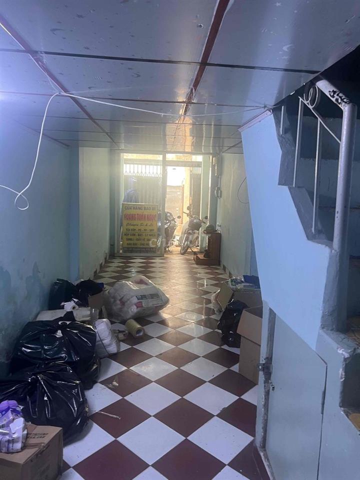 nguyên căn cách mạng tháng 8(3x18)1t1lung 1lầu 2p2wc