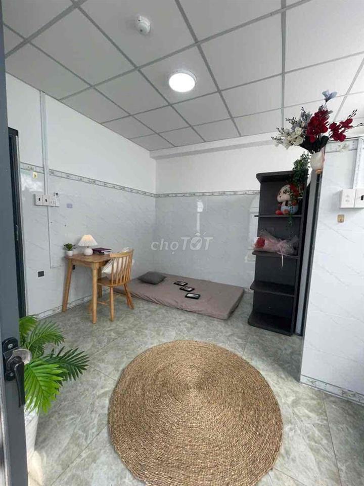 P đi bộ tới ĐH Hùng Vương k gác, có gác, cs- ban công 3tr5-4tr6