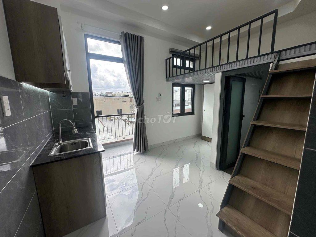 Phòng cửa sổ ban công 3tr7-4tr3