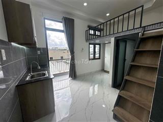 Phòng cửa sổ ban công 3tr7-4tr3