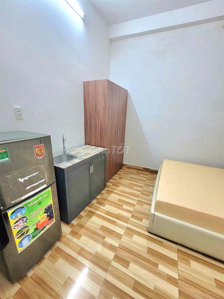Studio cách IUH Nguyễn Văn Dung 900m 3tr8-3tr9