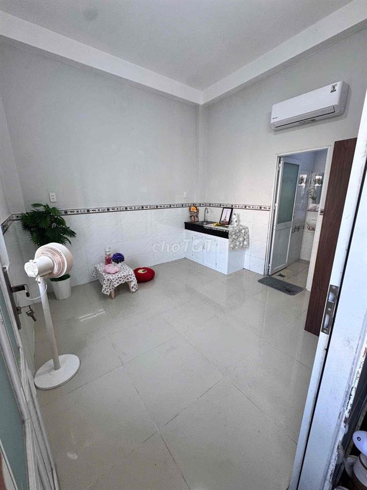 Studio máy lạnh 3tr5-3tr7-3tr9
