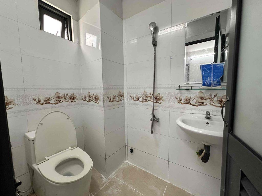 Studio ở Nguyễn Văn Lượng từ 3tr7-3tr9 máy lạnh+ tủ