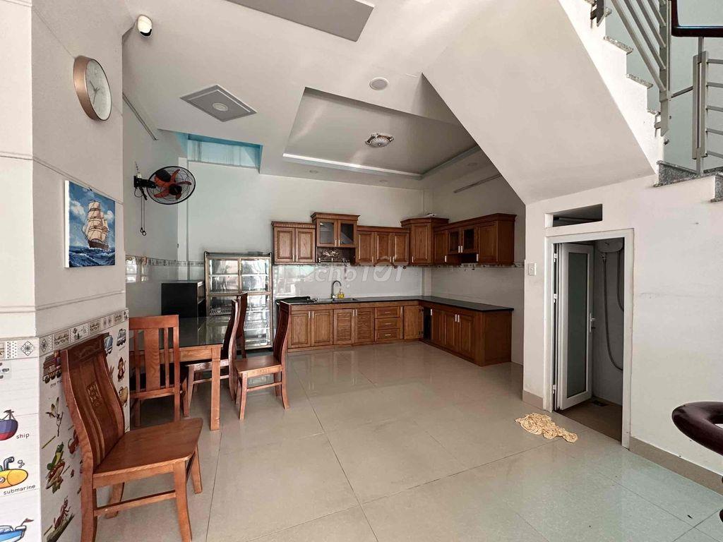 Nhà nguyên căn 5x10 3 PN-4WC 12tr